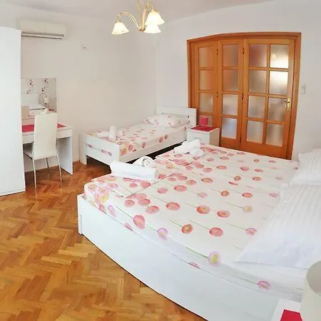 Apartments Majic Hvar Town Exterior photo